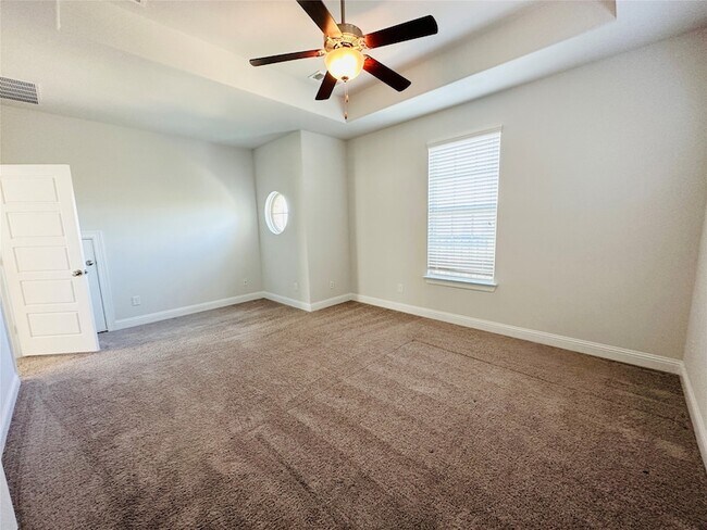 Building Photo - 806 Davids Way
