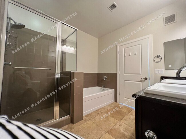 Building Photo - ***MOVE IN SPECIAL***Scottsdale Luxury 2 Bed Condo with Mountain Views - Gated Artesia - Utilitie...