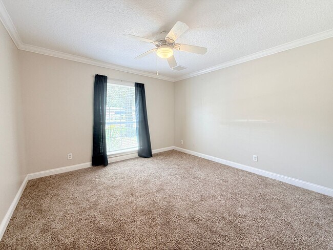 Building Photo - 5511 La Moya Ave