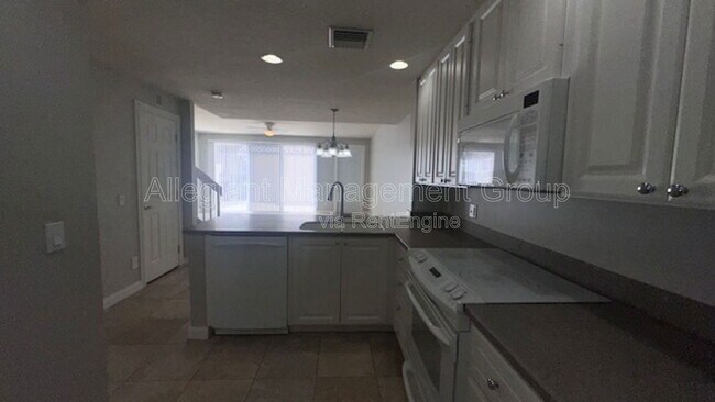 Building Photo - 11962 Kipper Dr