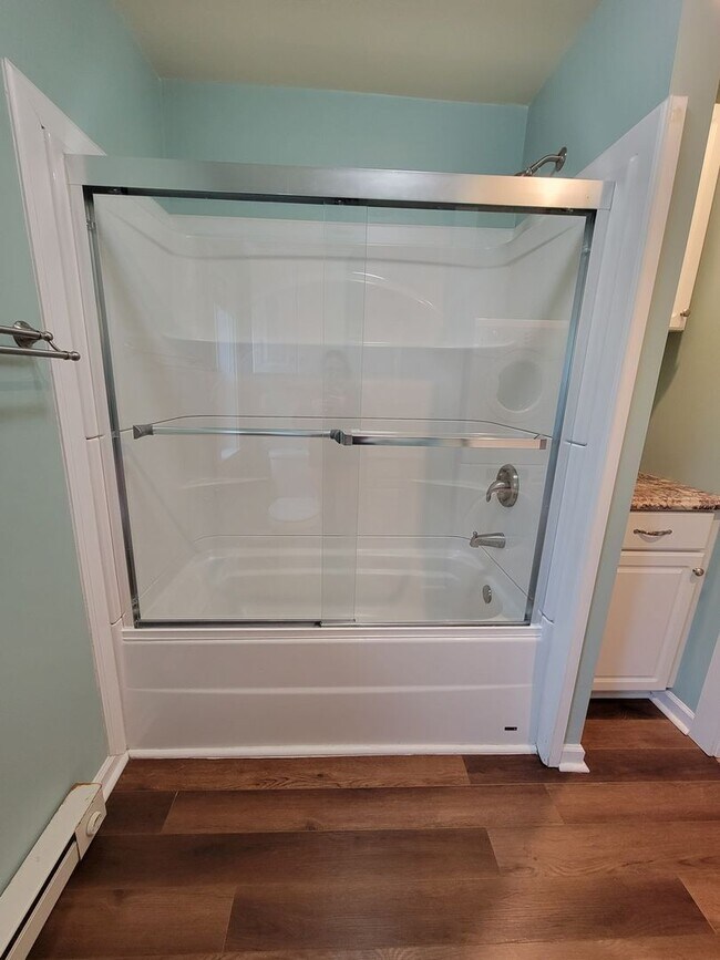 Building Photo - 5176-5178 Greenvillage Road