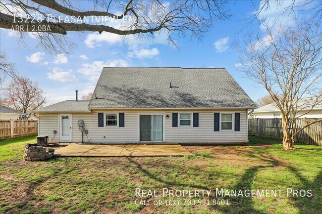 Building Photo - 13228 Pleasantview Ln