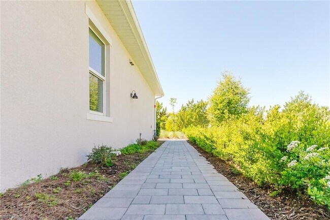 Building Photo - 6040 Ellerston Wy