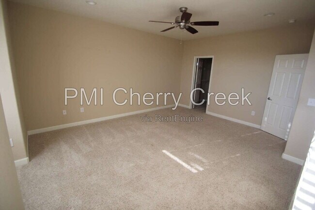 Building Photo - 6385 S Xanadu Way