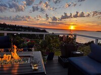 Building Photo - Modern 4-Bedroom Home with Panoramic Water & Mountain Views