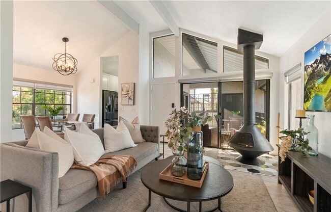 Building Photo - Clean and perfect One Bedroom