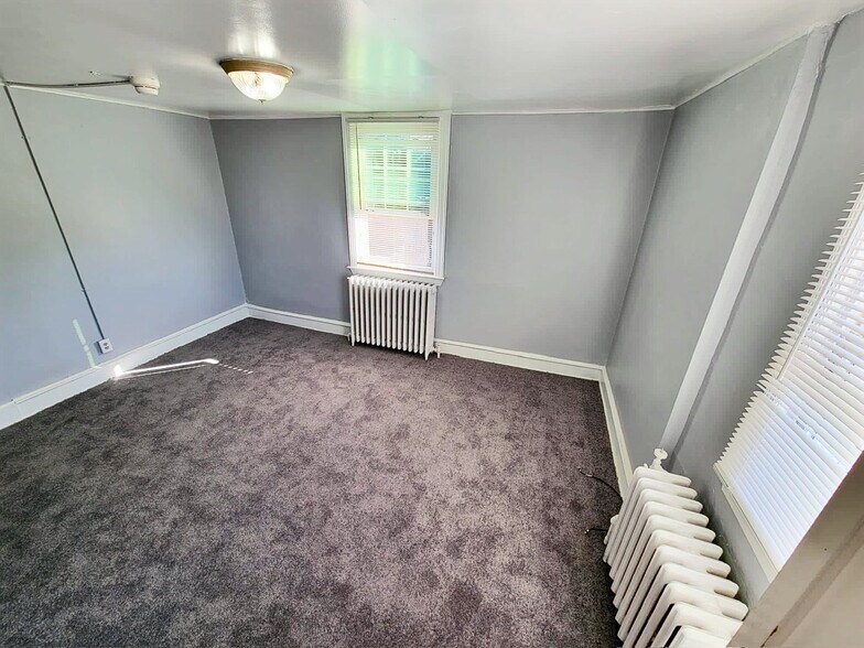 Building Photo - 29 Springton Rd