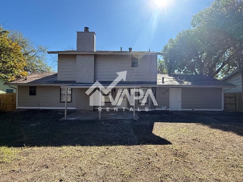 Building Photo - 6715 Buckley