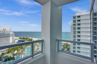Building Photo - 4401 Collins Ave