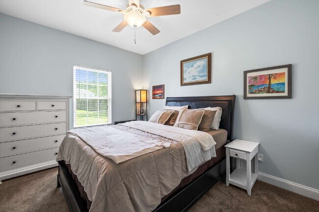Building Photo - Spacious 5-Bedroom Home for Rent in Rincon!