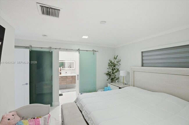 Building Photo - 18366 SW 139th Ct