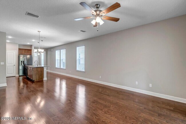 Building Photo - 132 Vista Lake Cir