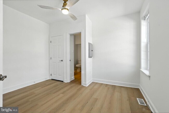 Building Photo - 3871 Terrace St