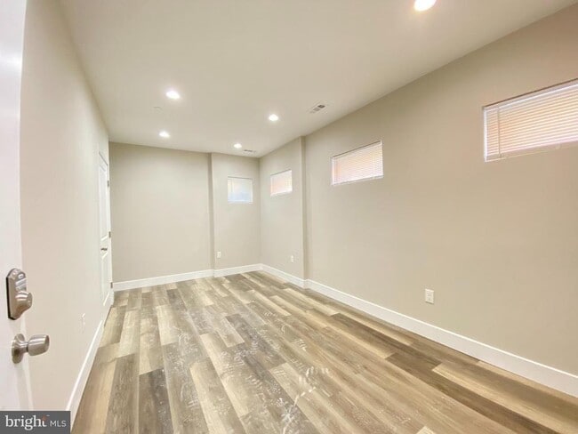 Building Photo - 1716 N Bouvier St