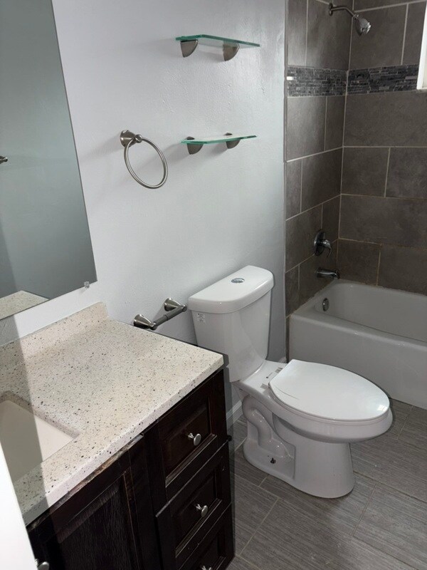 Building Photo - 3457 Evergreen Rd