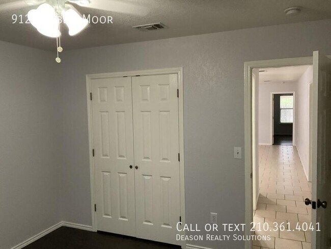 Building Photo - 9123 Dublin Moor