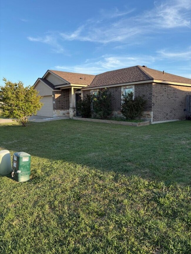 Building Photo - 3106 Alamocitos Creek Dr