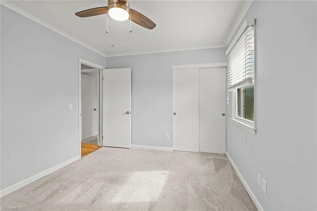 Building Photo - 1629 Ardsley St