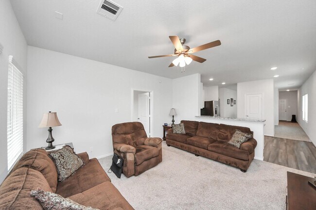 Building Photo - 1110 Bending Trl Dr