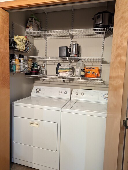 Building Photo - 1125 NW 9th Ave