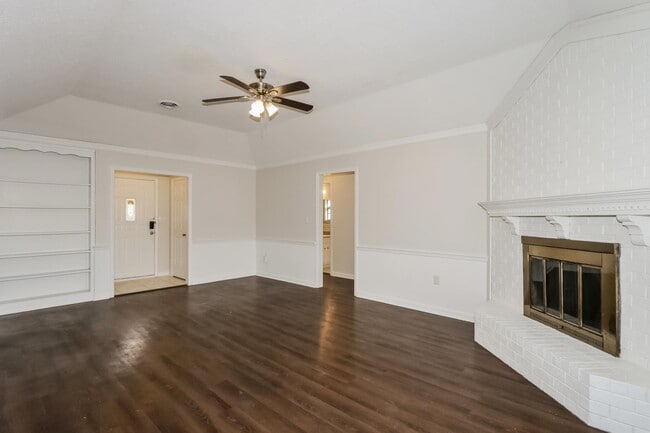 Building Photo - 7318 Old Dominion Ct