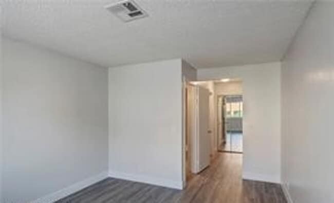 Building Photo - 3151 N Soaring Gulls Dr