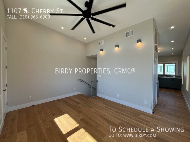 Building Photo - 1107 S Cherry St