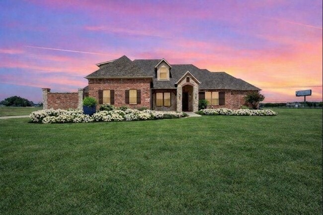 Building Photo - 123 Ranch House Rd