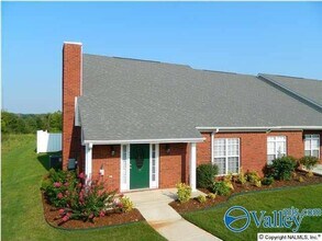 Building Photo - 315 Cork Alley