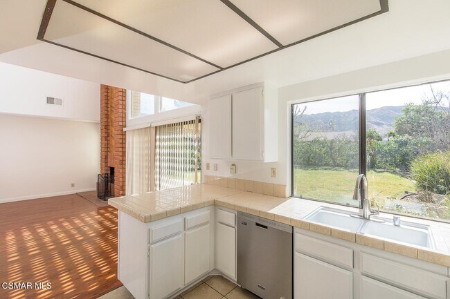 Building Photo - 30210 Rainbow Crest Dr
