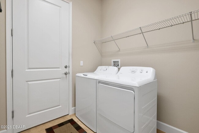 Building Photo - 716 Aldenham Ln