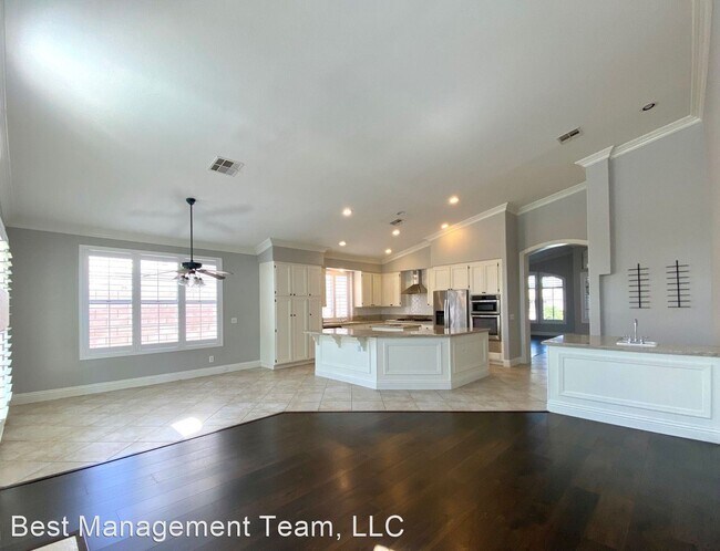 Building Photo - 4 br, 3 bath House - 3767 RUSKIN STREET