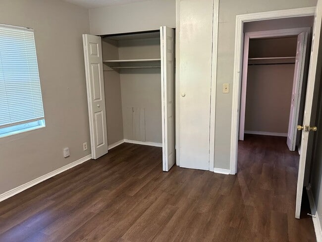 Building Photo - Cute 1/1 Mission Road