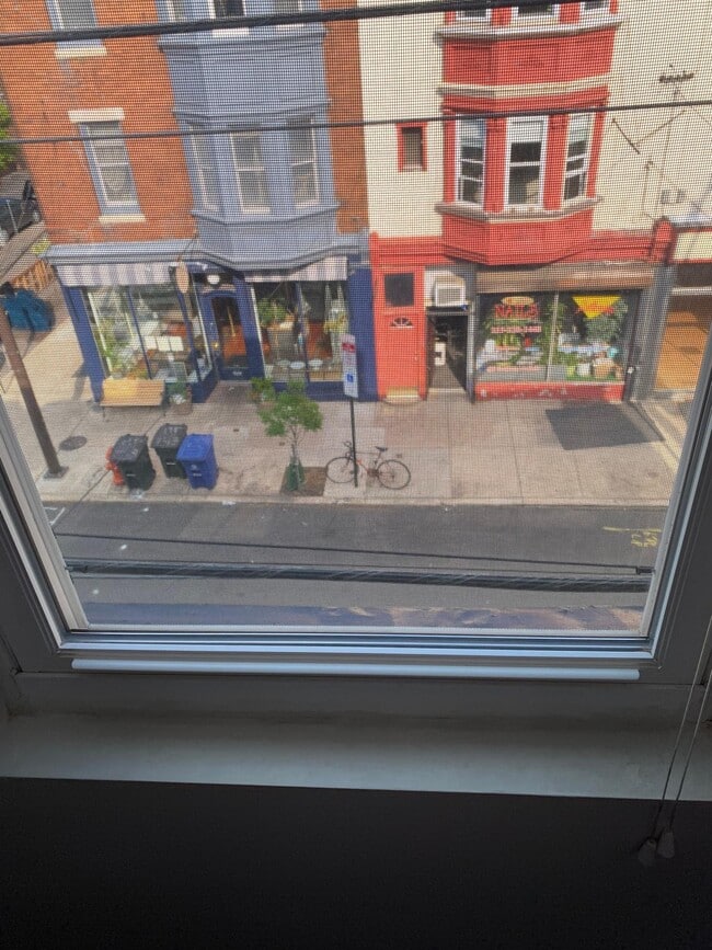 Building Photo - 750 S 4th St