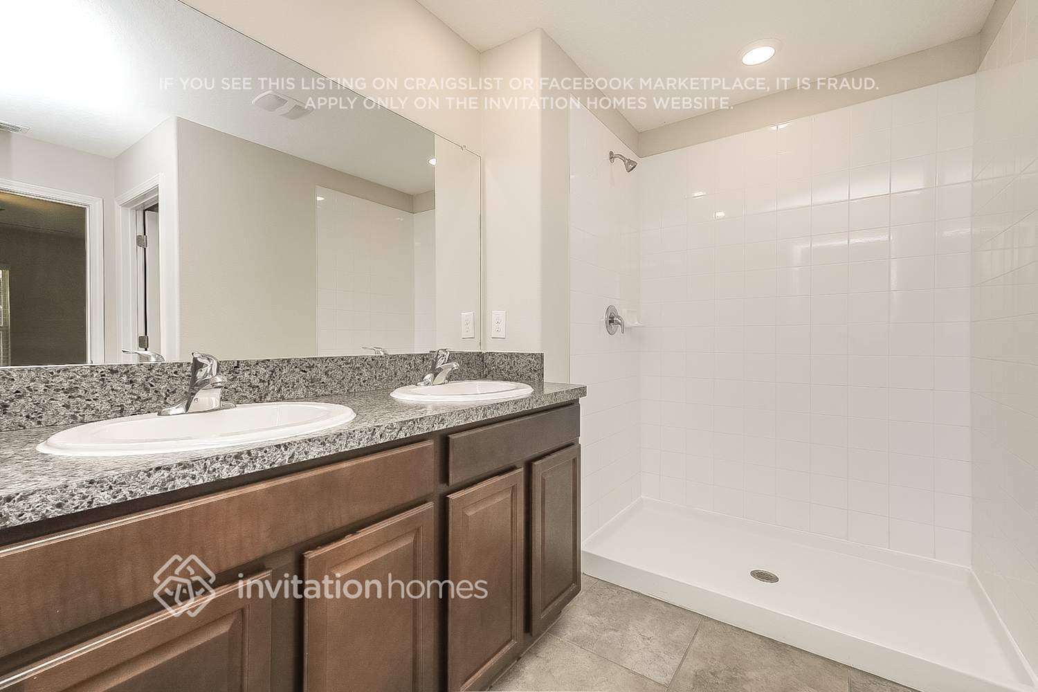 Building Photo - 5144 White Chicory Dr