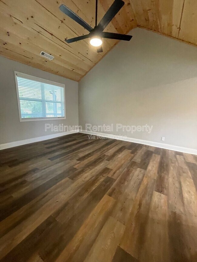 Building Photo - 189 W Jefferson St