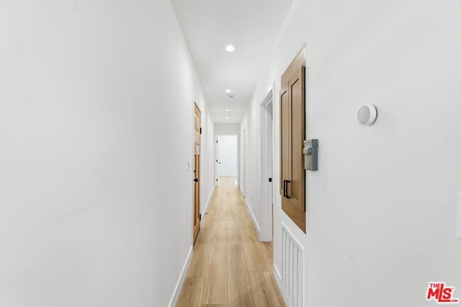 Building Photo - 5411 Troost Ave