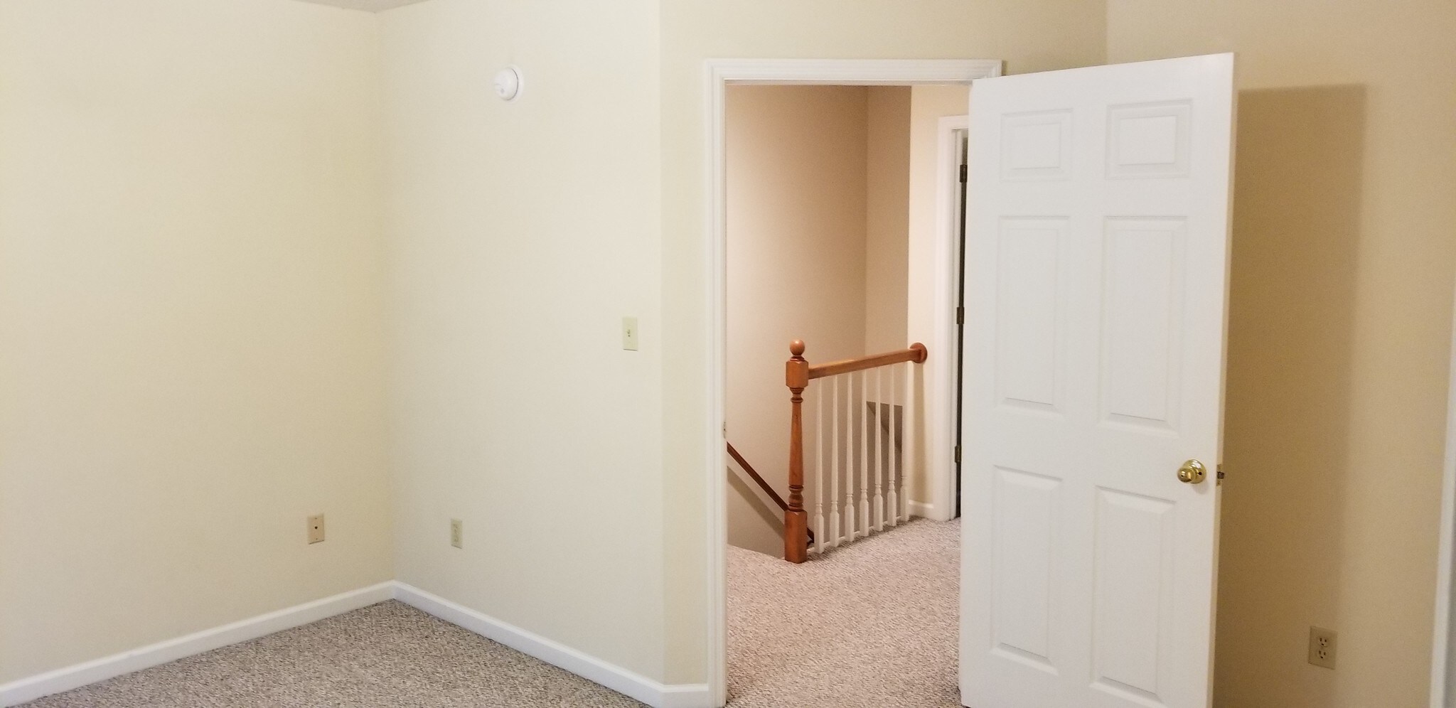 Building Photo - 140 Bright St