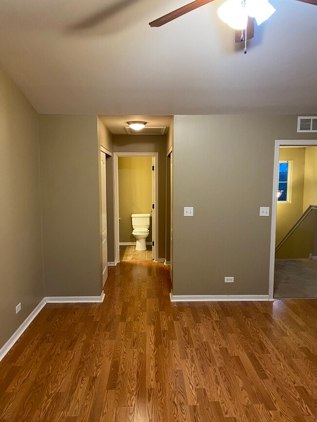 Building Photo - 496 Majestic Ln