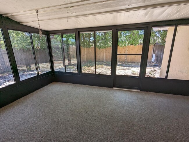Building Photo - 11230 Kapok Ave
