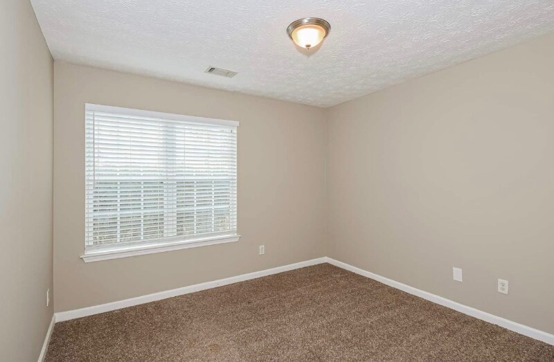 Building Photo - 1335 Heatherton Rd