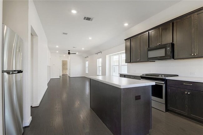 Building Photo - 17118 Alturas Ave