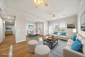 Building Photo - 1010 Rosine St