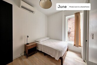 Building Photo - Room in Shared 4 bed/4 bath home