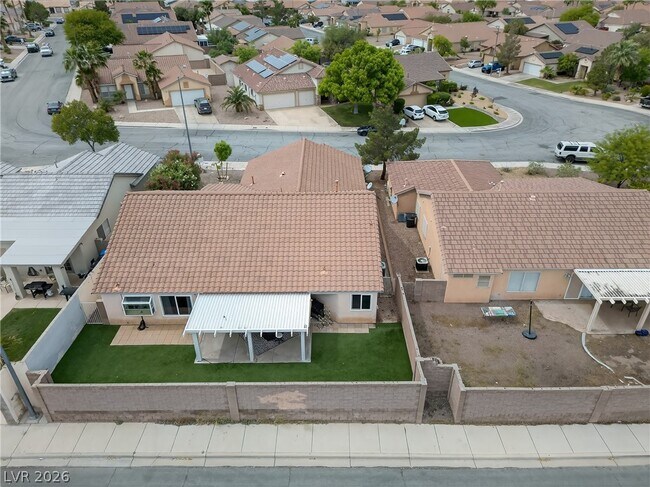 Building Photo - 1056 Kennebunk Cir