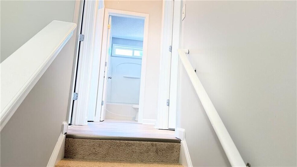 Building Photo - 273 Bainbridge Cir