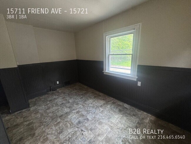 Building Photo - 15711 Friend Ave