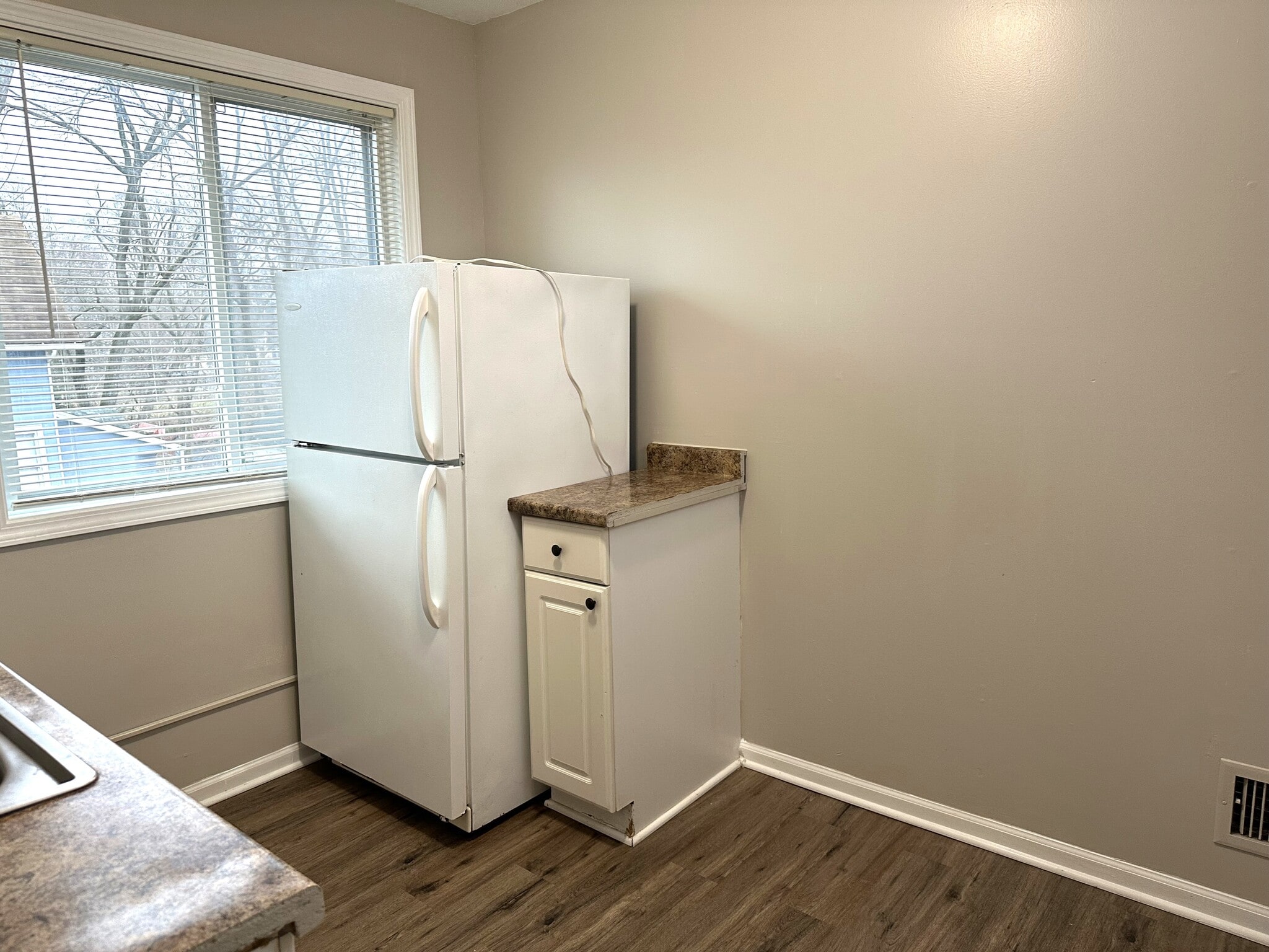 Building Photo - 441 Addison St