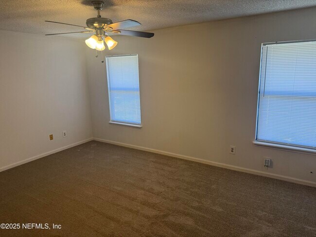 Building Photo - 1210 Whitlock Ave