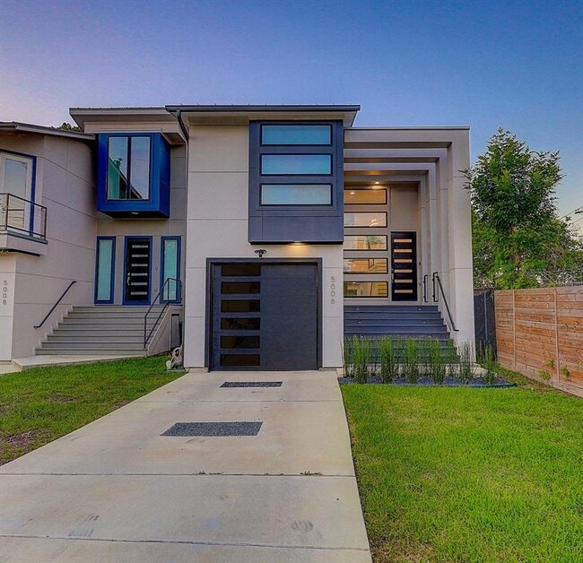 Building Photo - 5006 Golden Forest Dr